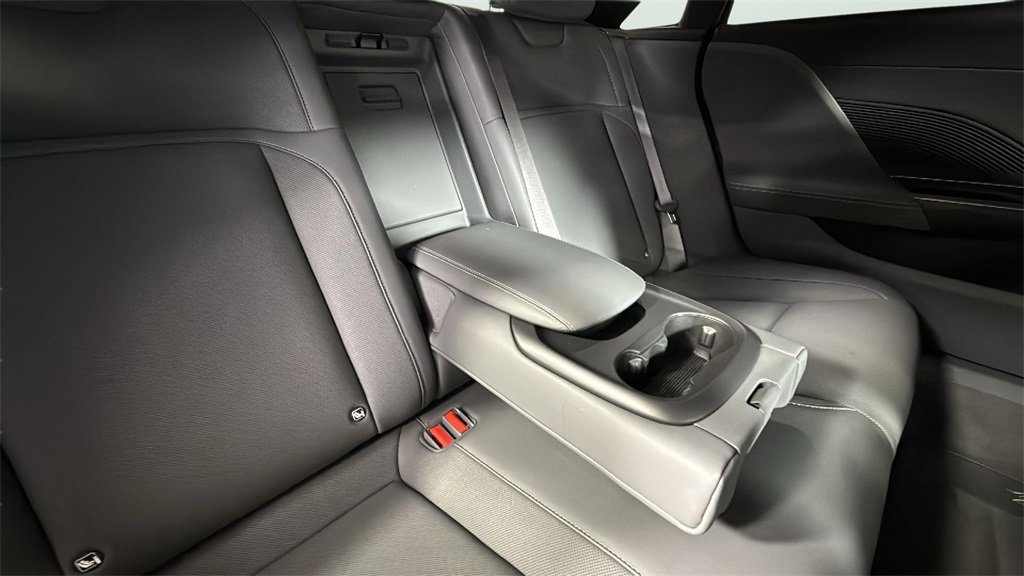 Used 2024 Lucid Air Pure image 34