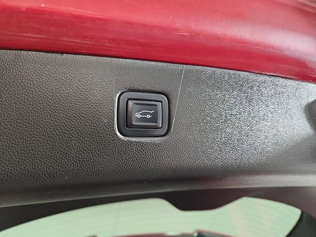 Used 2023 Chevrolet Blazer Premier image 34