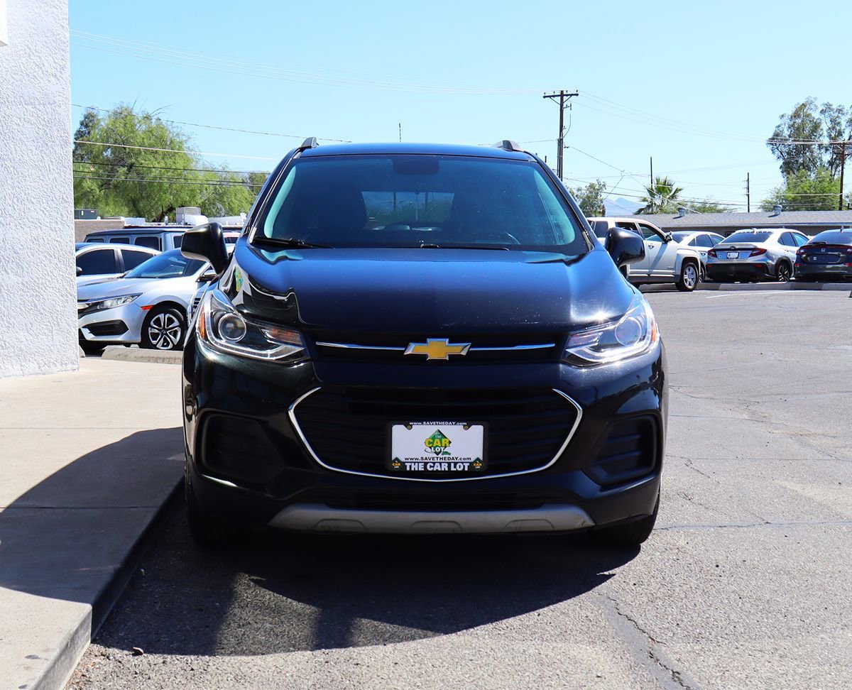 Used 2022 Chevrolet Trax LT w/ LT Convenience Package AWD/4WD image 16