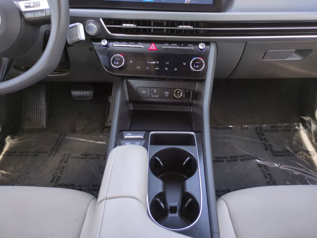 Used 2025 Hyundai Sonata SEL FWD image 18