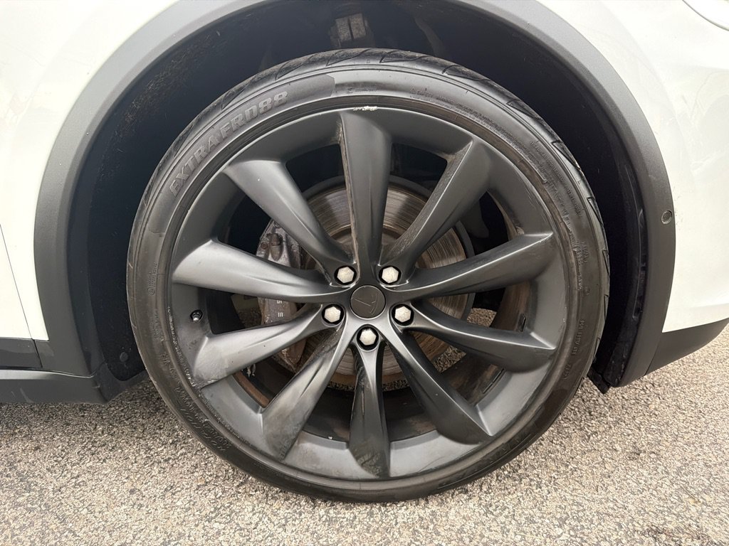 Used 2017 Tesla Model X 100D AWD/4WD image 26