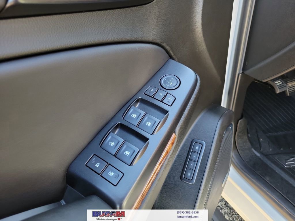 Used 2019 Chevrolet Suburban Premier w/ Premier Plus Edition AWD/4WD image 20