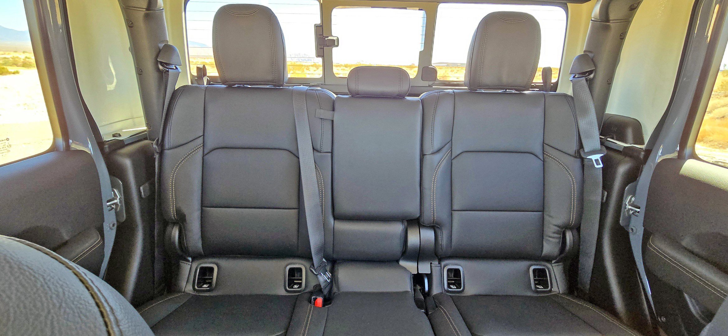 New 2025 Jeep Gladiator Sport image 9