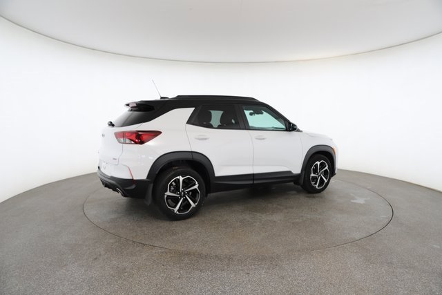 Used 2021 Chevrolet TrailBlazer RS w/ Technology Package image 19