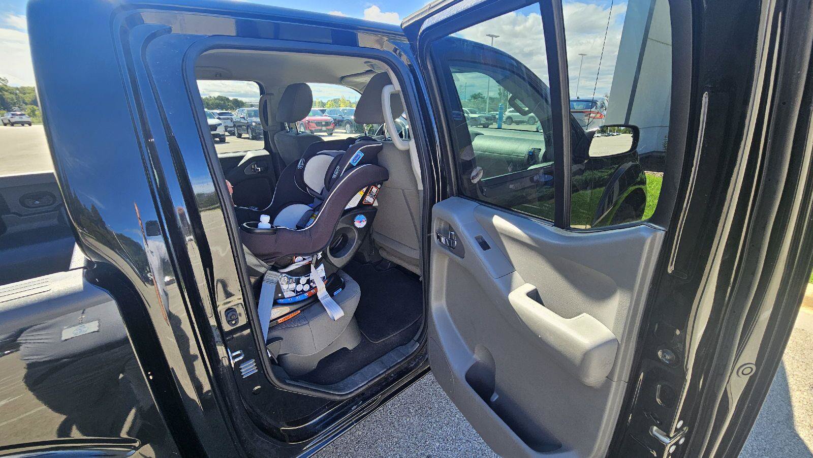 Used 2019 Nissan Frontier SV AWD/4WD image 20