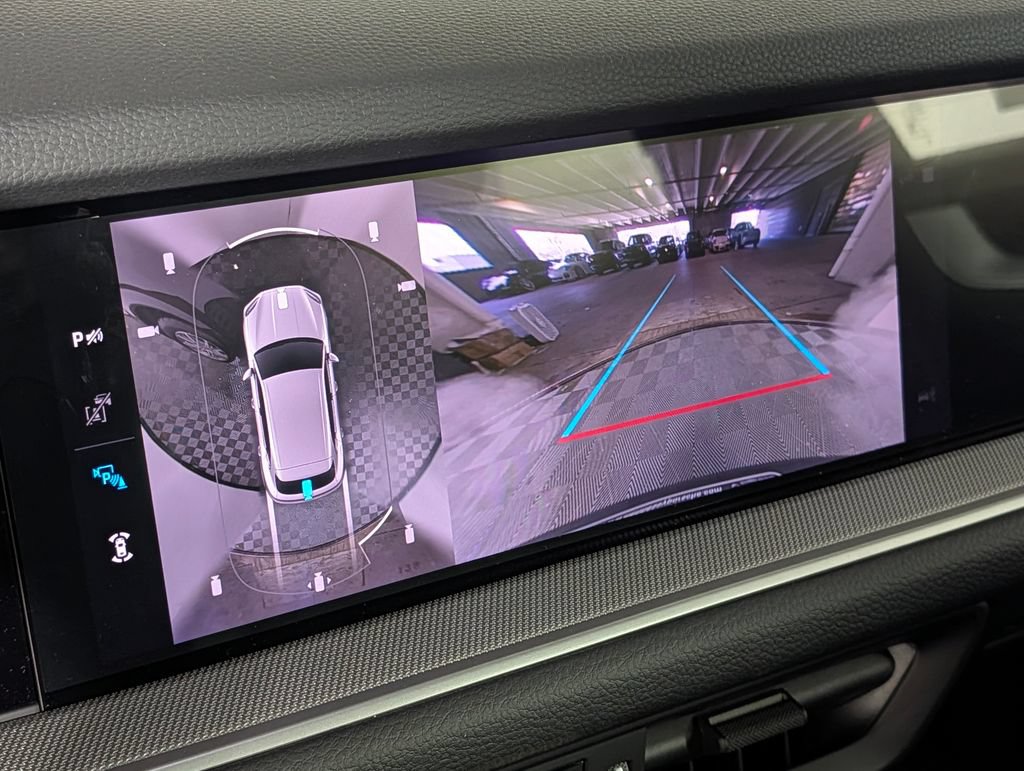 New 2026 Porsche Cayenne AWD/4WD image 32