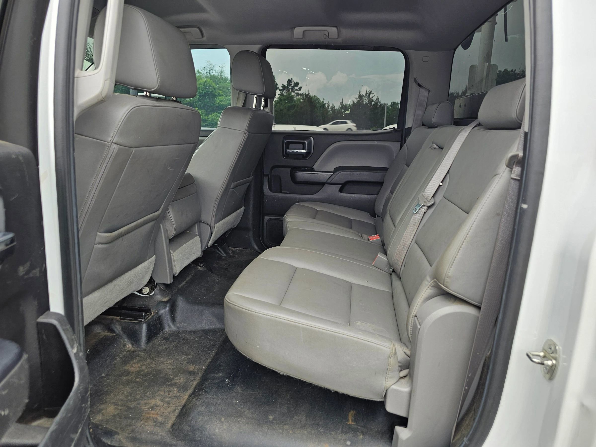 Used 2016 Chevrolet Silverado 3500 2WD Crew Cab image 6