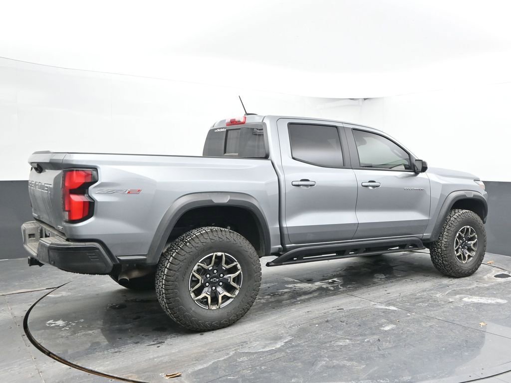 Used 2024 Chevrolet Colorado ZR2 w/ ZR2 Convenience Package III image 11