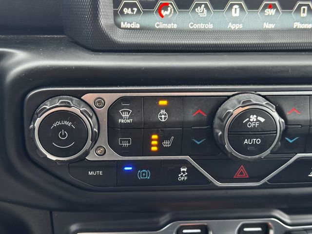 Certified 2022 Jeep Wrangler Unlimited Sahara w/ Cold Weather Group image 36