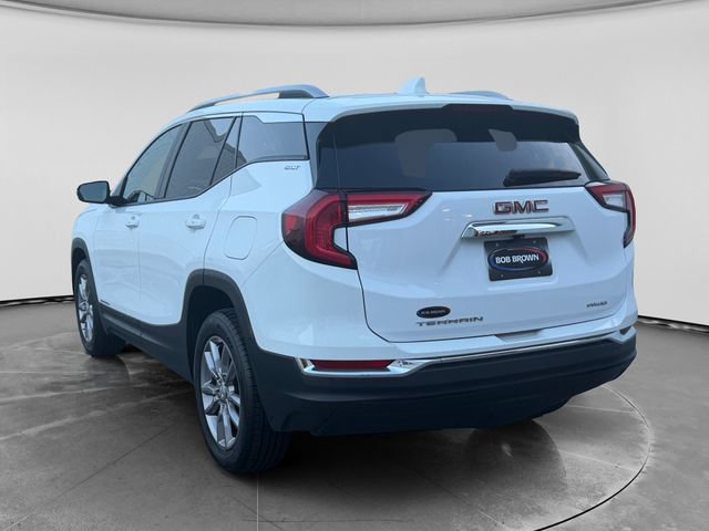 Used 2024 GMC Terrain SLT AWD/4WD image 5