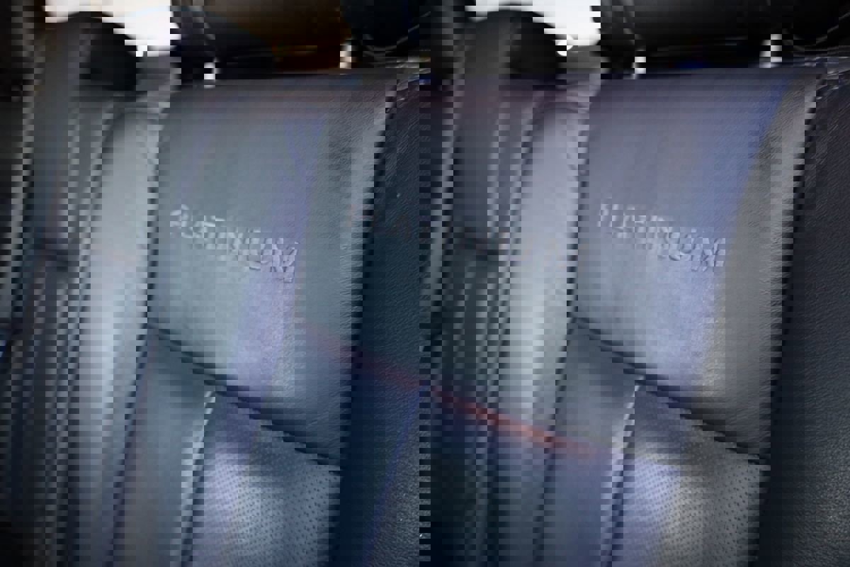 Used 2017 Ford Expedition Platinum image 15