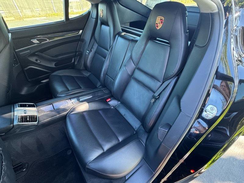 Used 2010 Porsche Panamera 4S image 9