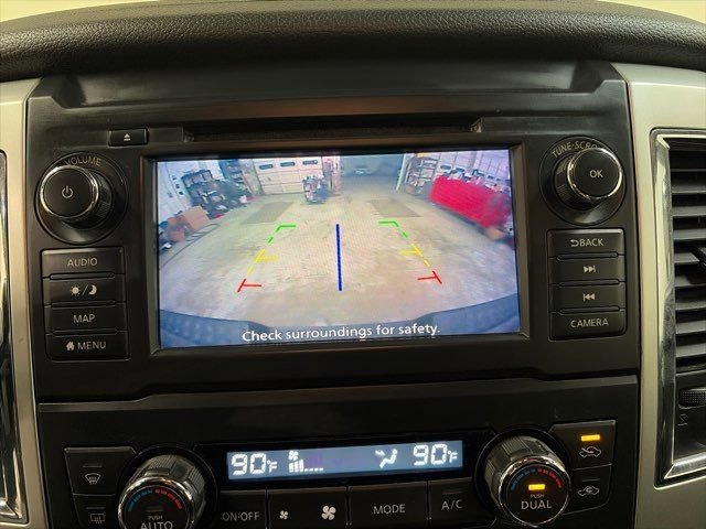 Used 2019 Nissan Titan SV w/ SV Convenience Package image 25