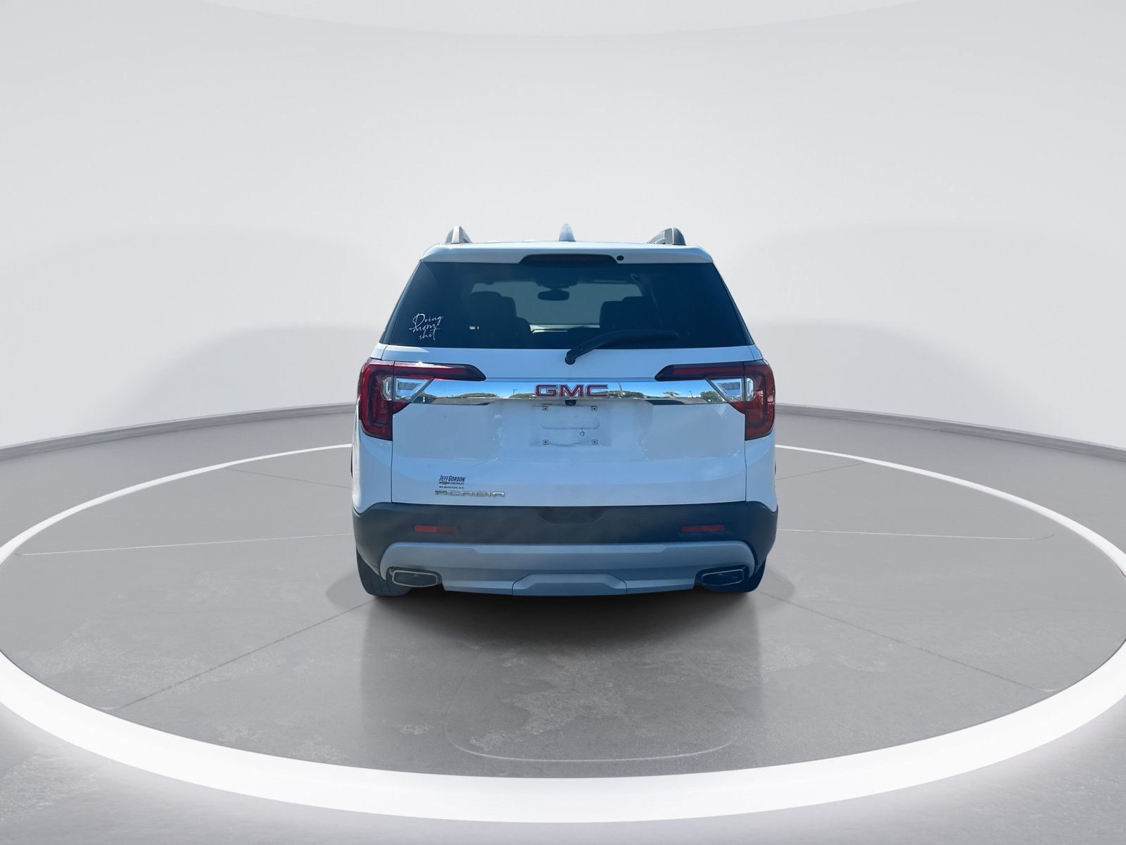 Used 2023 GMC Acadia SLT FWD image 8