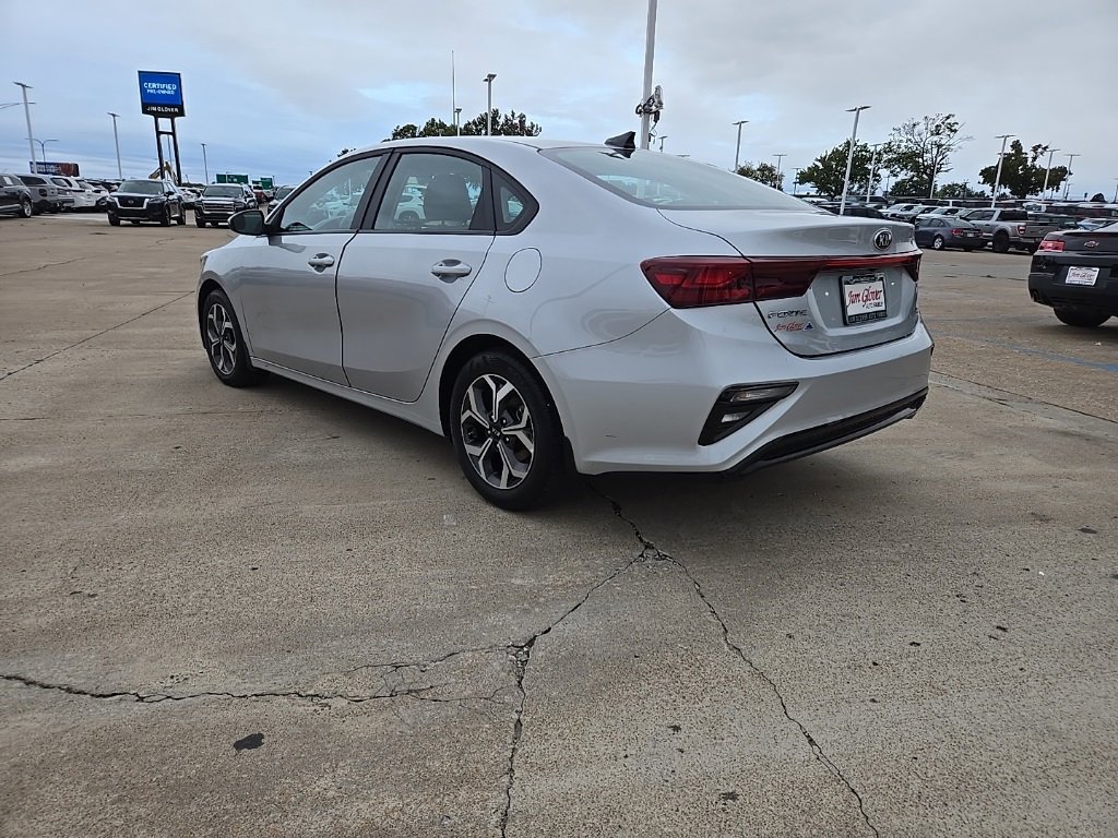 Used 2021 Kia Forte LXS image 3