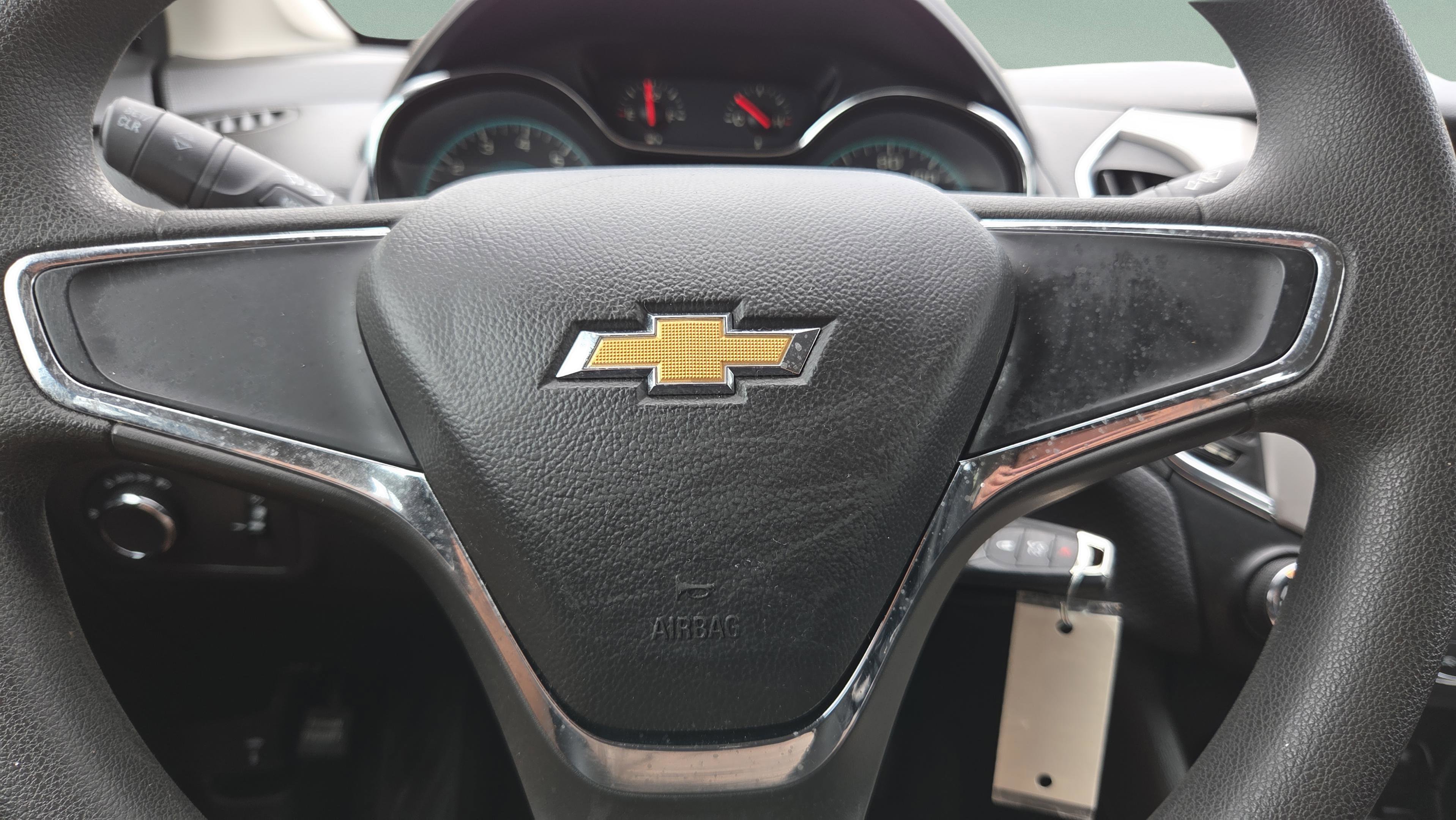 Used 2018 Chevrolet Cruze LS image 34