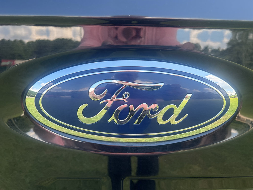 Used 2022 Ford F150 Lariat w/ Equipment Group 502A High AWD/4WD image 5
