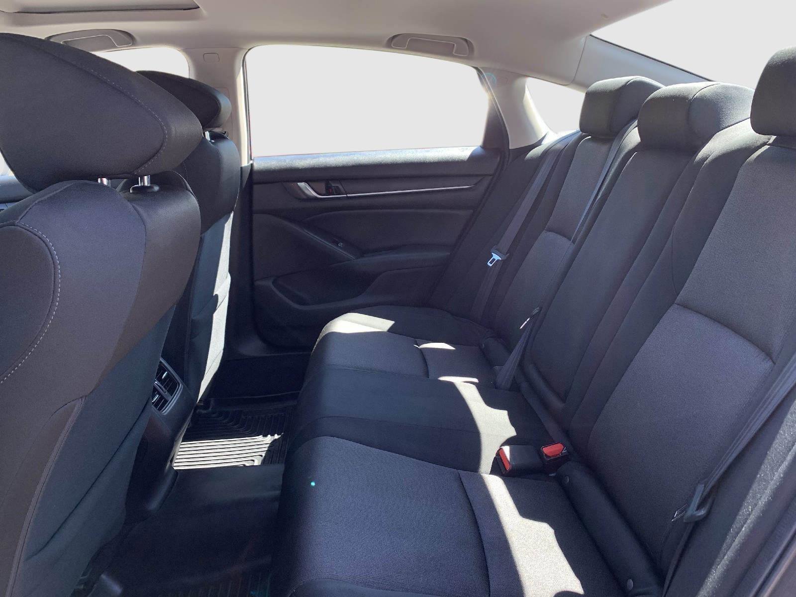 Used 2018 Honda Accord EX image 38