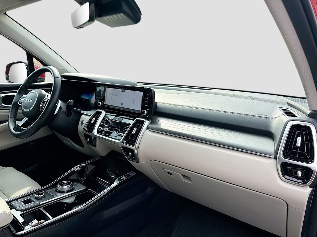 Certified 2023 Kia Sorento SX Prestige image 31