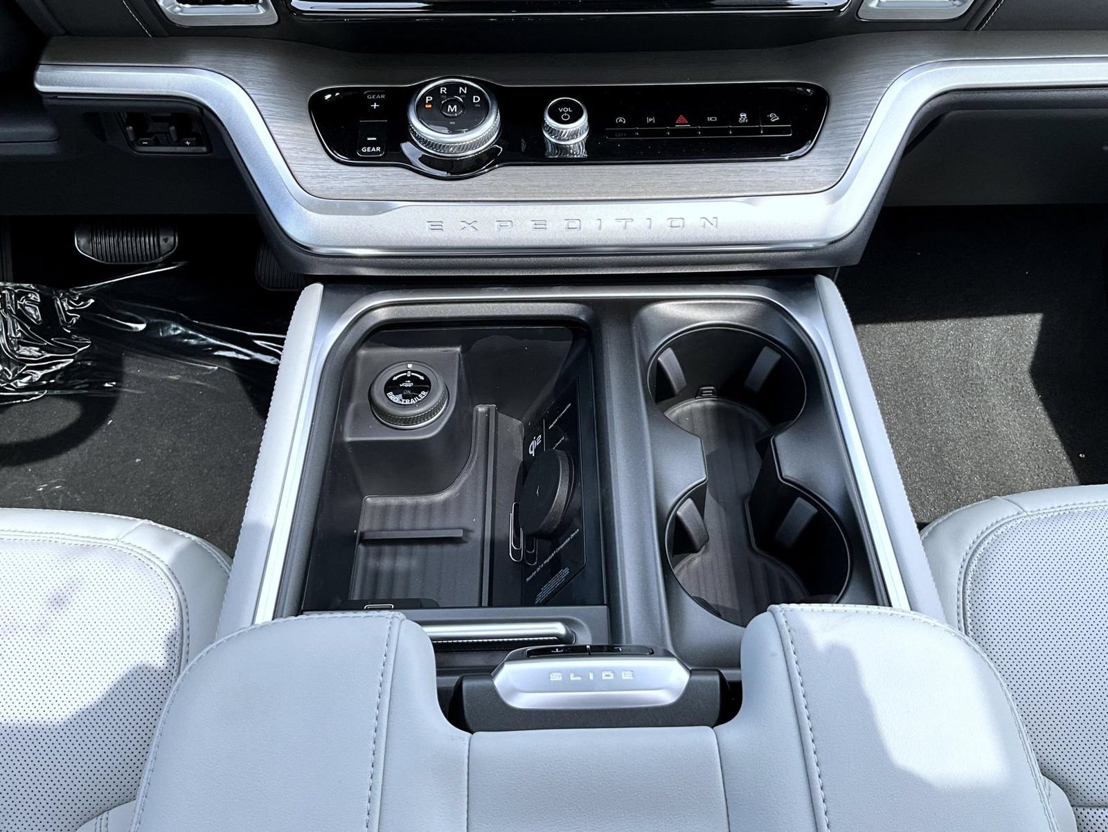 New 2027 Ford Expedition Platinum AWD/4WD image 16