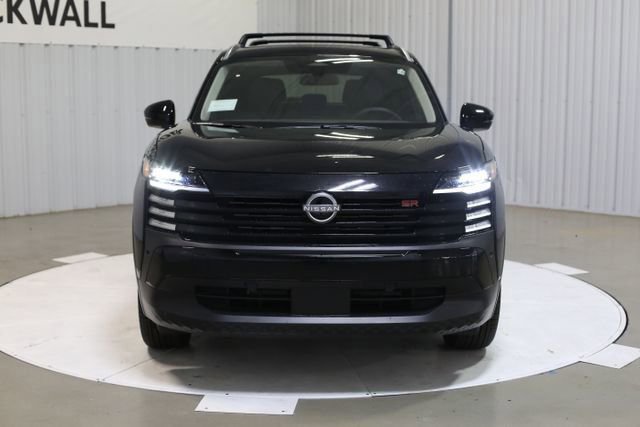 New 2026 Nissan Kicks SR w/ Cold Weather Package image 3