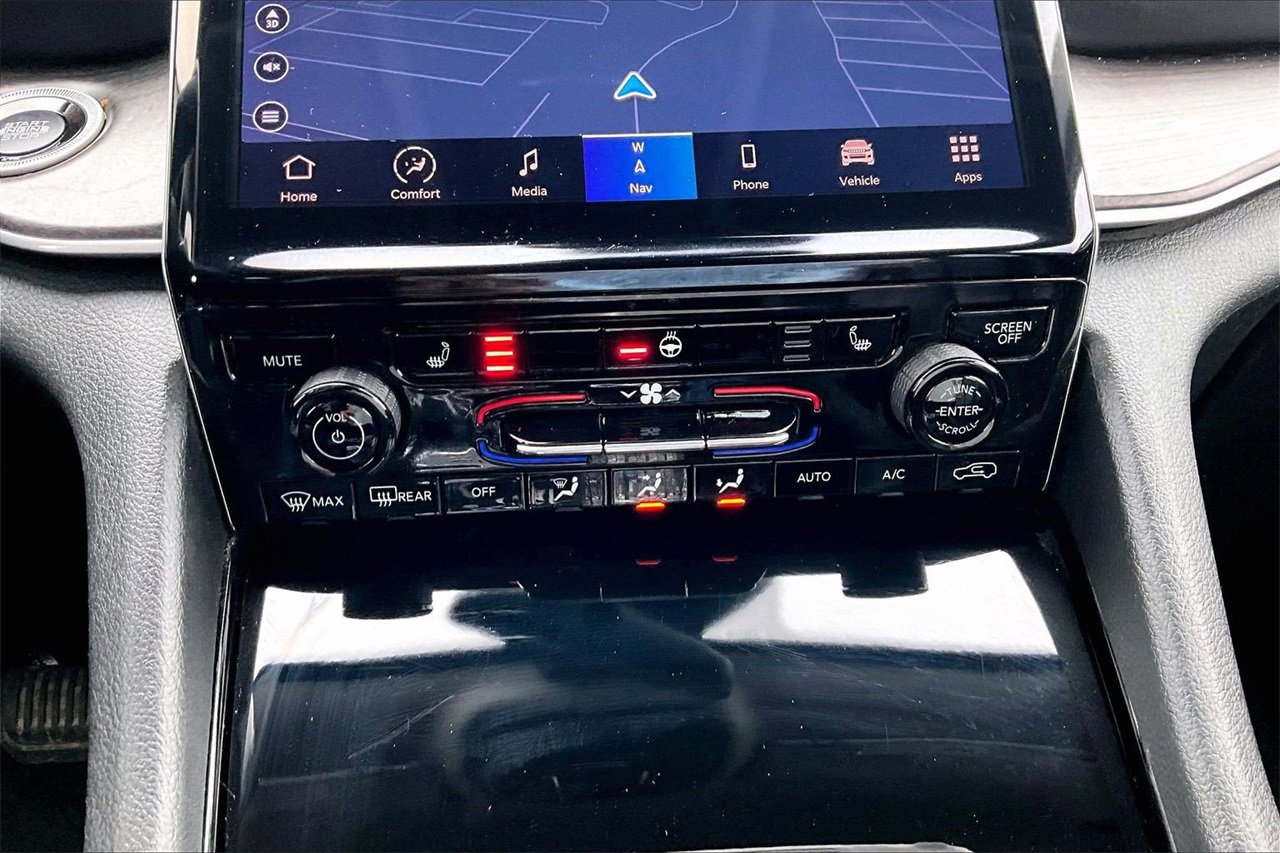 Certified 2021 Jeep Grand Cherokee L Limited w/ Trailer Tow Group (B) image 17