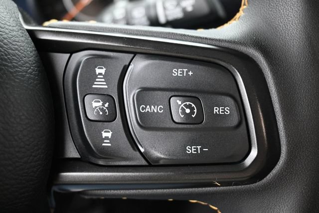 Used 2024 Jeep Wrangler Unlimited Sport AWD/4WD image 17