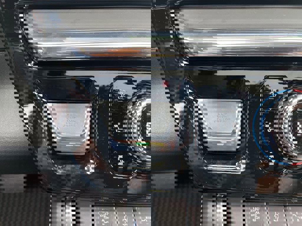 New 2026 GMC Sierra 2500 Denali Ultimate image 17