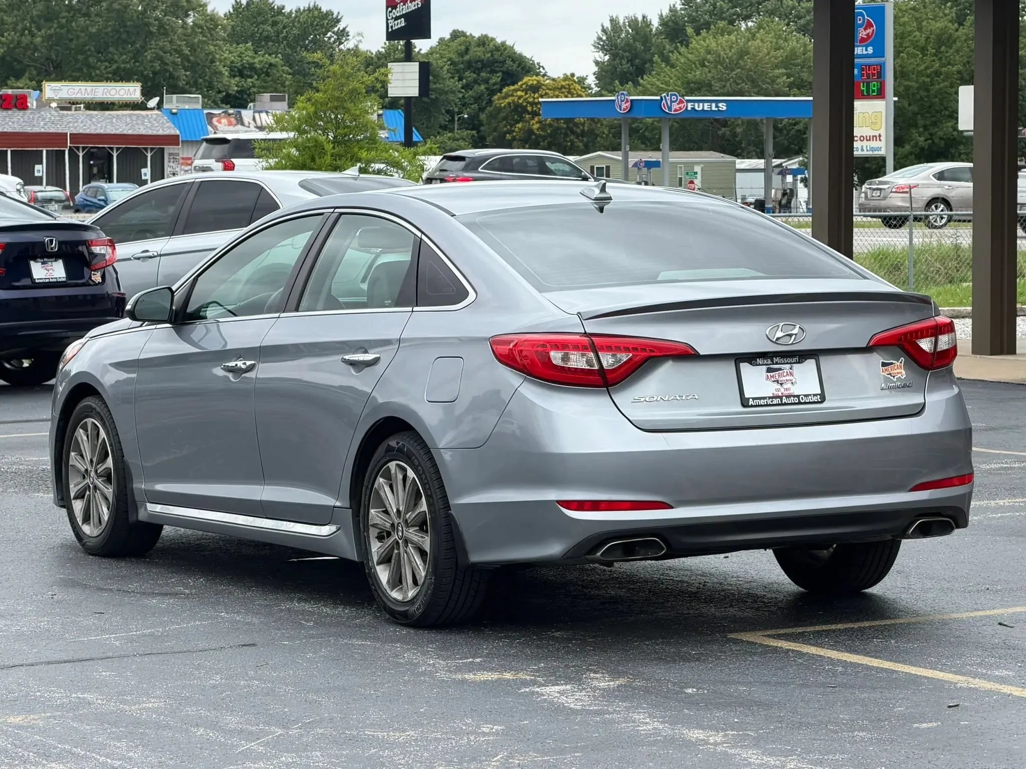 Used 2017 Hyundai Sonata Limited FWD image 7