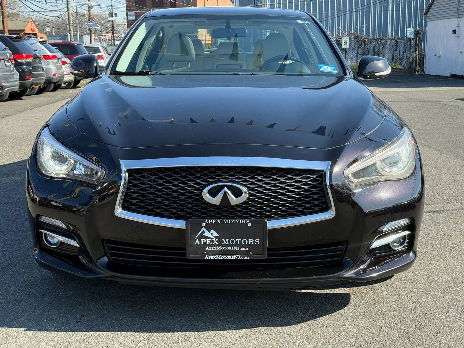 Used 2014 INFINITI Q50 2.0t w/ Moonroof Package AWD/4WD image 2