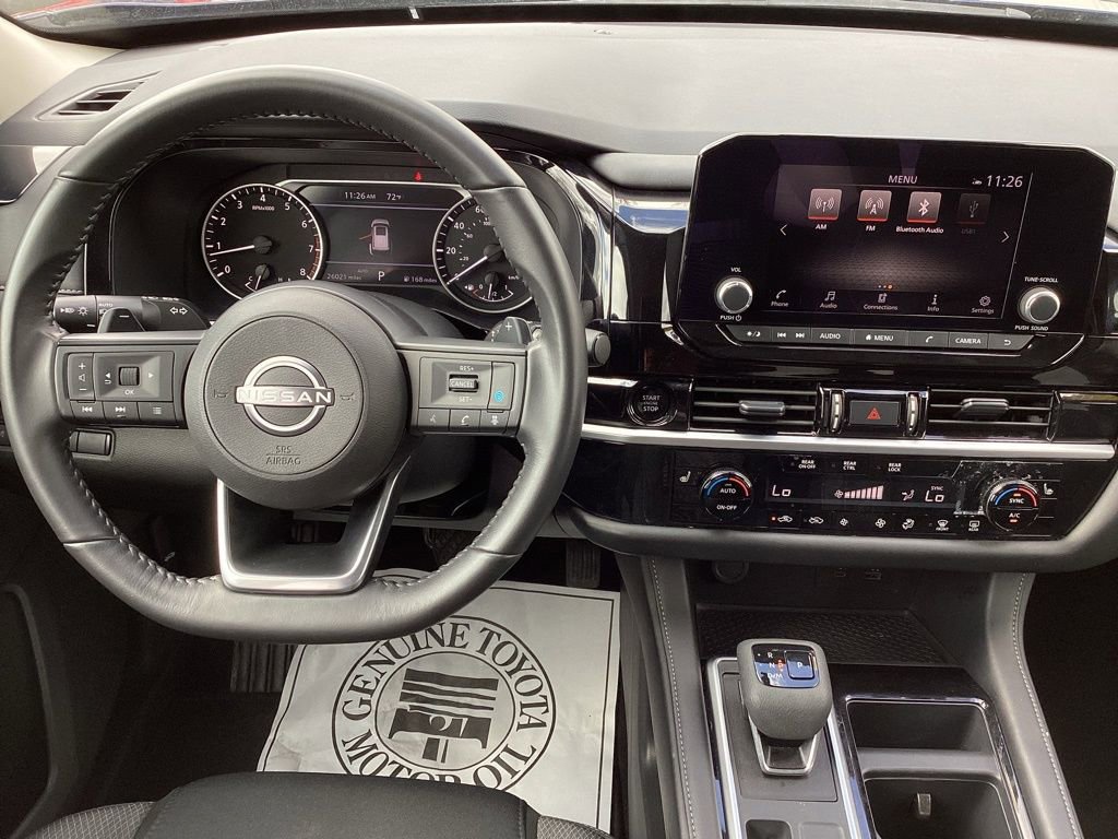 Used 2025 Nissan Pathfinder SV AWD/4WD image 19