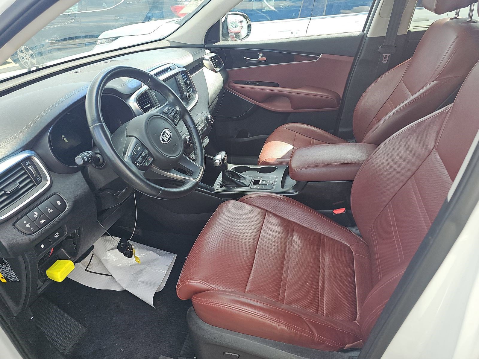 Used 2017 Kia Sorento SX image 11