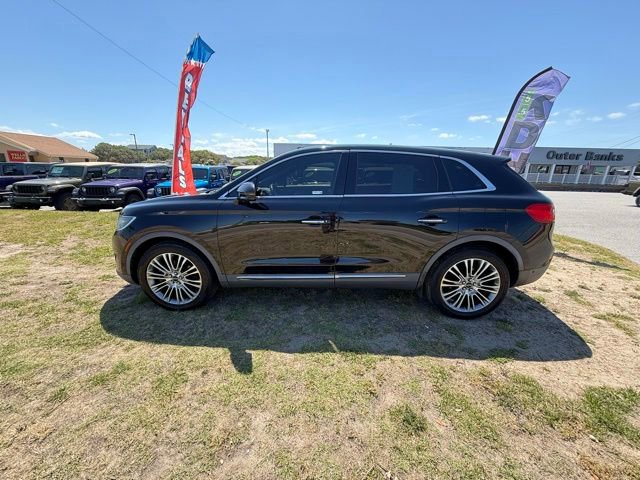 Used 2017 Lincoln MKX Reserve AWD/4WD image 4