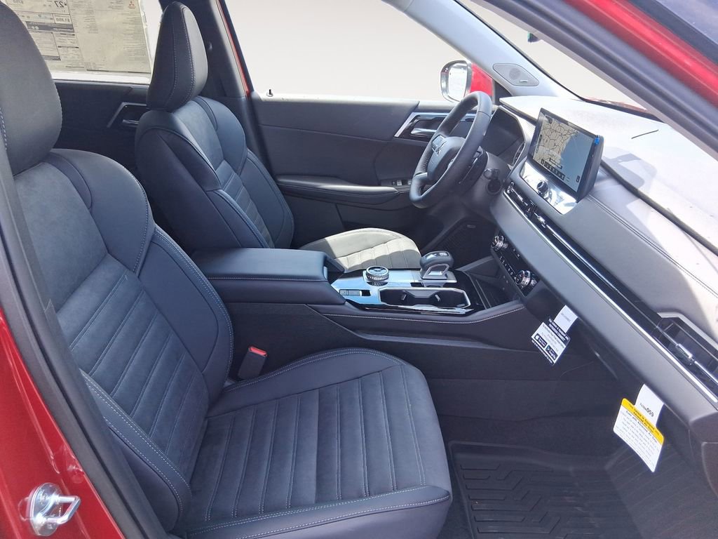 New 2026 Mitsubishi Outlander SE AWD/4WD image 15