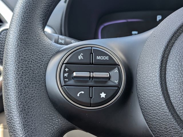 Used 2025 Kia Soul LX w/ LX Technology Package FWD image 24