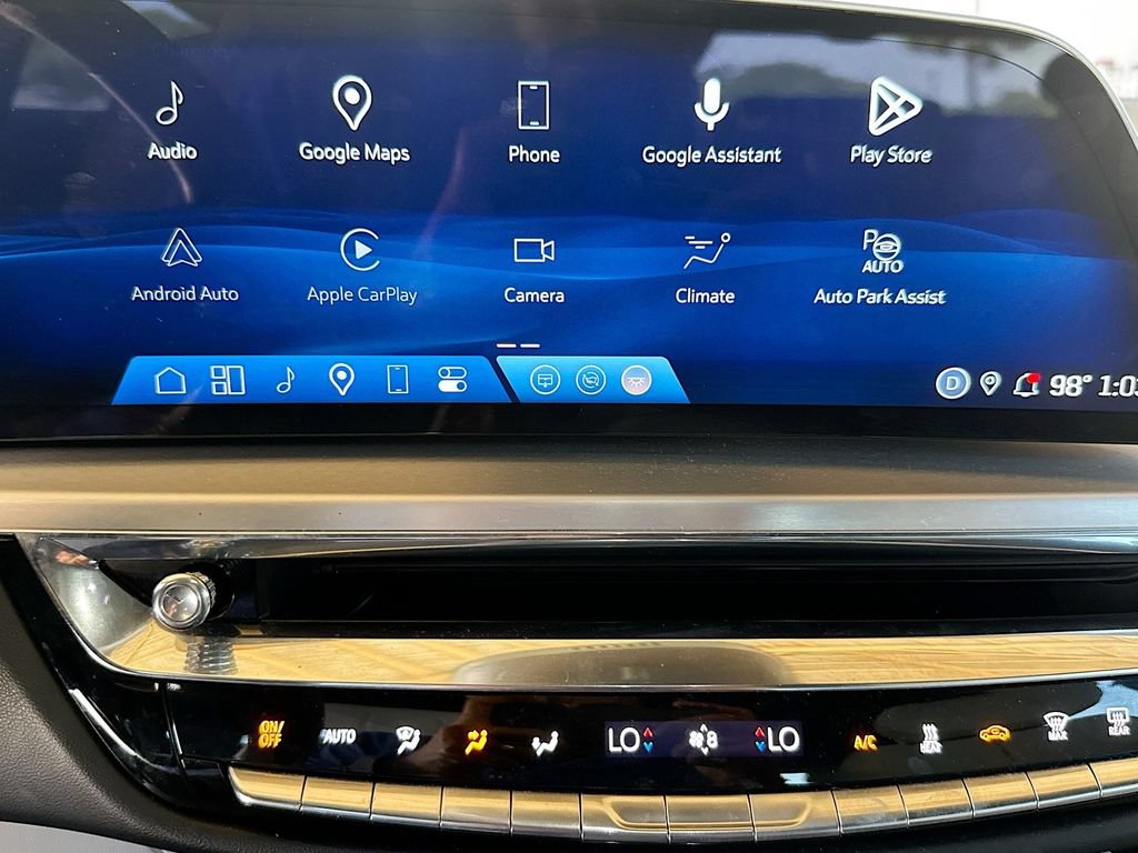 Used 2024 Cadillac Lyriq Luxury RWD image 16