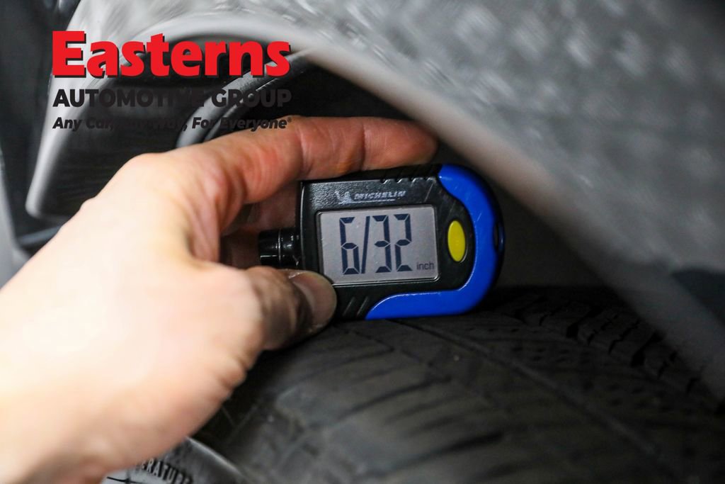 Used 2024 Nissan Ariya AWD image 27