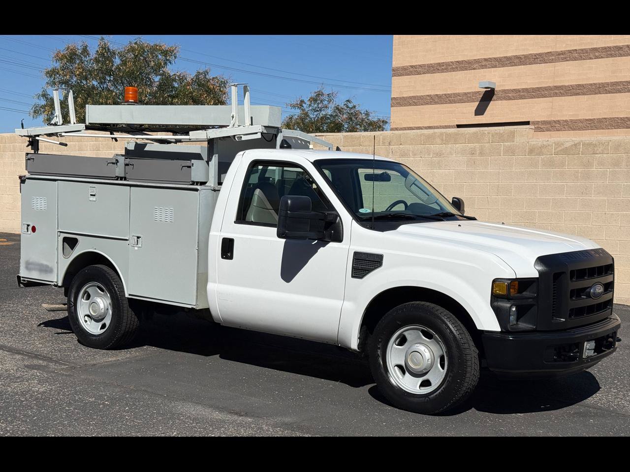 Used 2008 Ford F350 XL RWD image 1