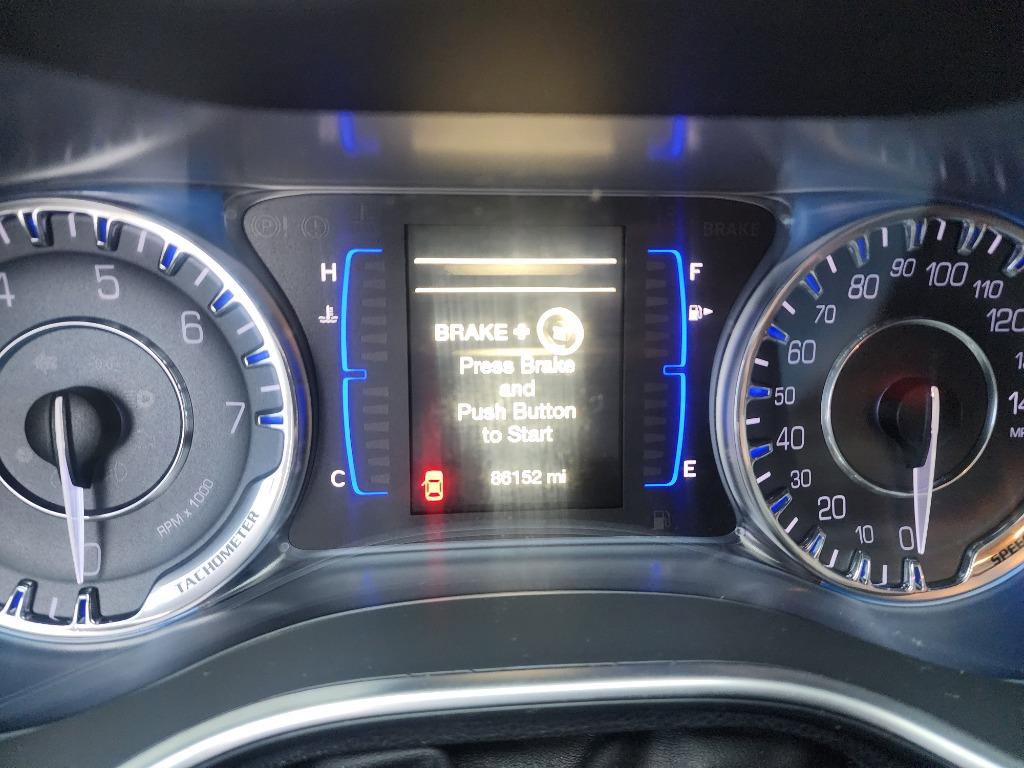 Used 2017 Chrysler 200 Limited Platinum w/ Comfort & Convenience Group image 20