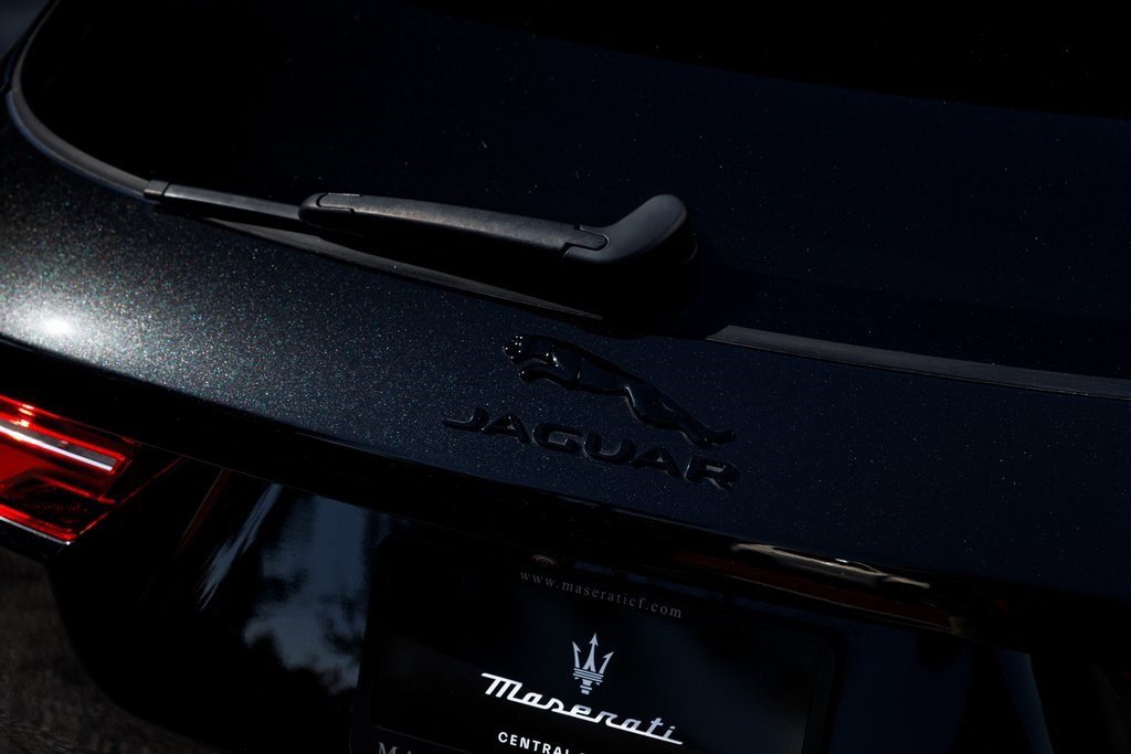 Used 2025 Jaguar F-PACE R-Dynamic S image 12