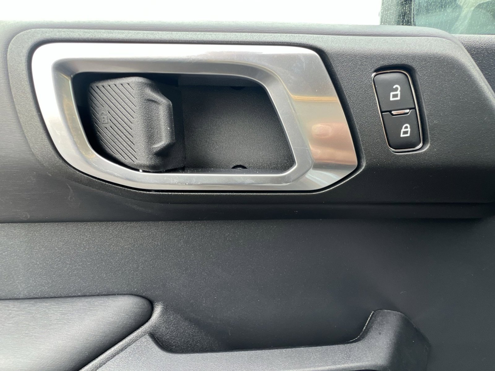 New 2026 Ford Bronco Outer Banks image 15