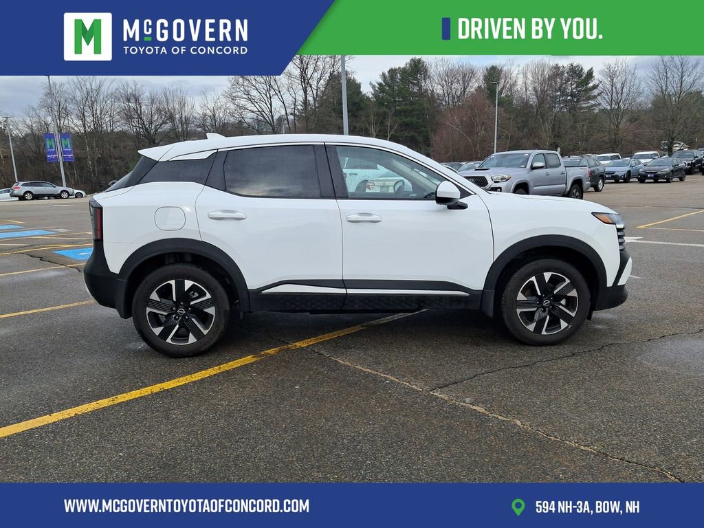 Used 2025 Nissan Kicks SV image 8