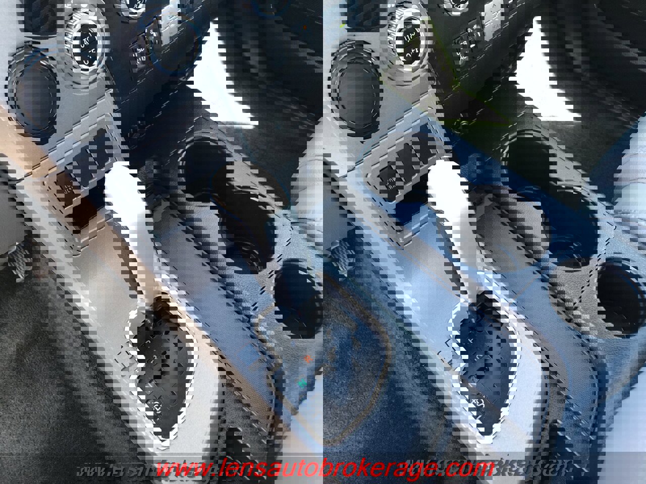 Used 2017 Toyota Sequoia Limited w/ Safety & Convenience Package image 15