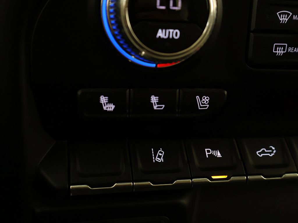 Used 2020 GMC Sierra 2500 Denali w/ Denali Ultimate Package AWD/4WD image 56