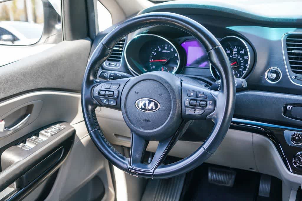 Used 2020 Kia Sedona EX FWD image 14