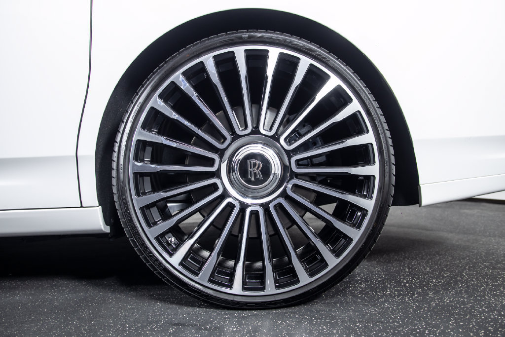 Used 2019 Rolls-Royce Ghost RWD image 8