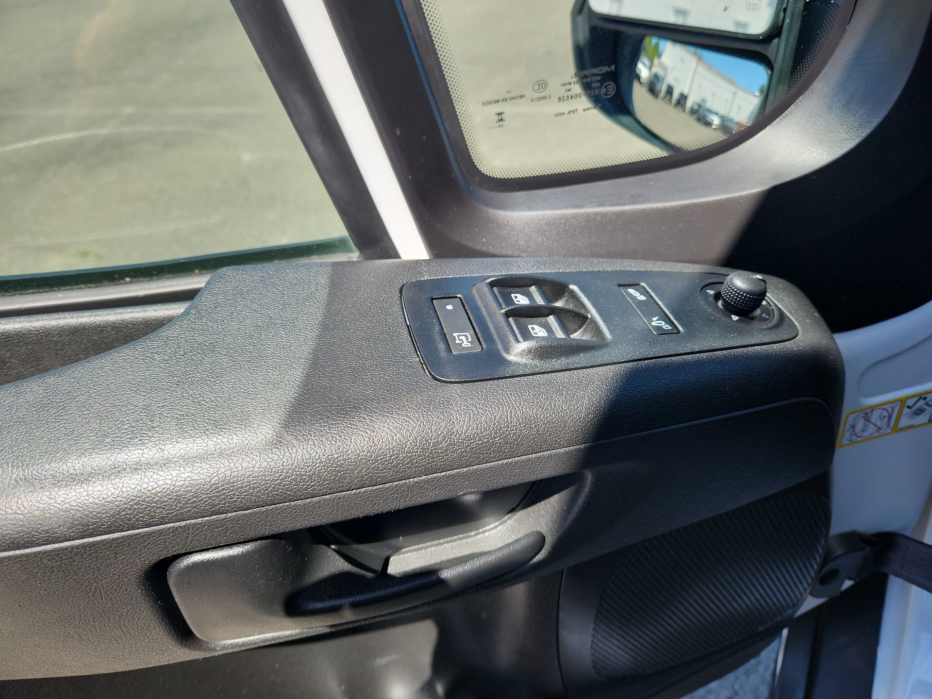 Used 2025 RAM ProMaster 3500 w/ Convenience Group FWD image 15
