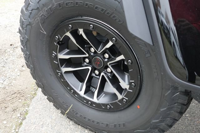 New 2026 Jeep Wrangler Unlimited Rubicon w/ Technology Group image 13