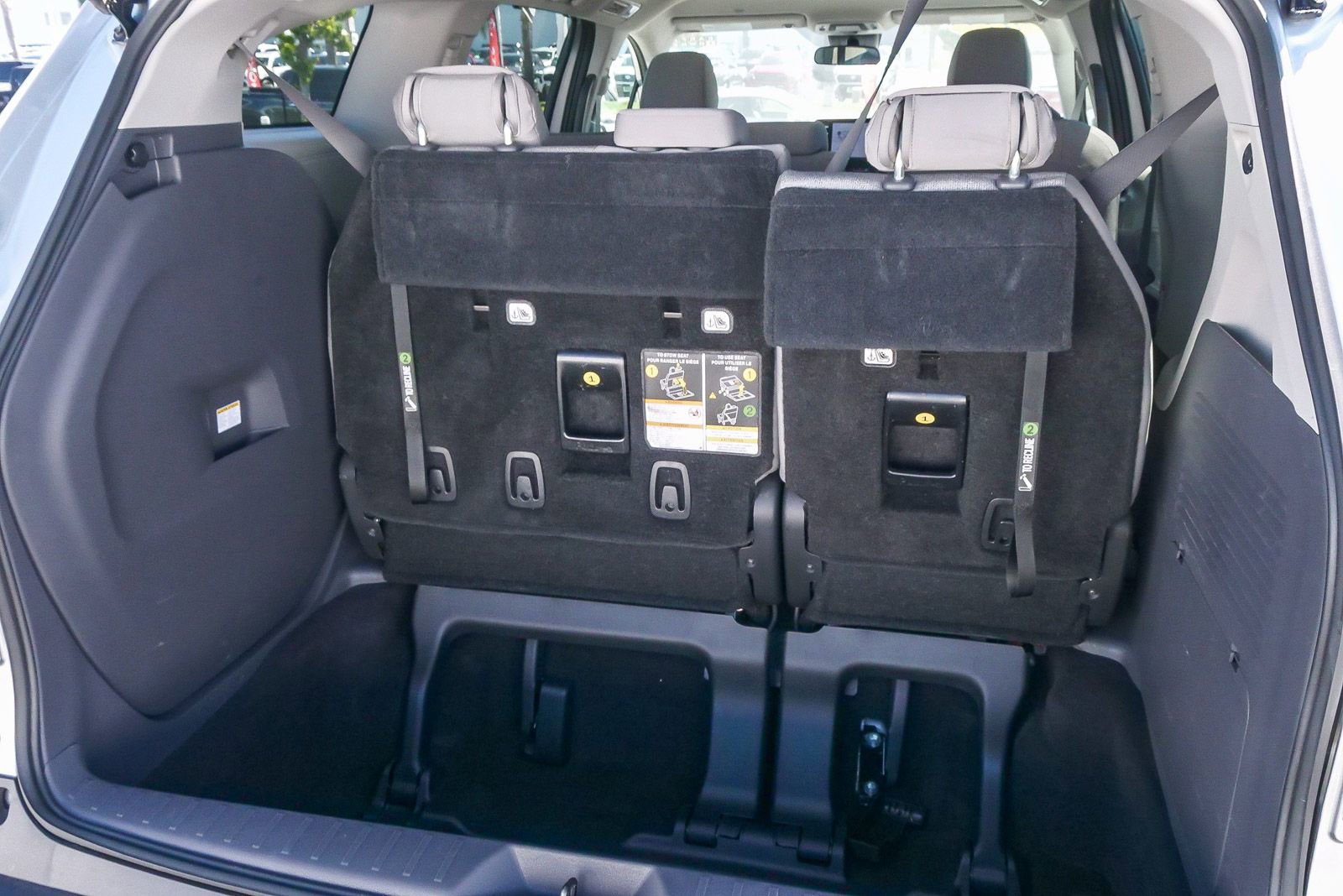 Used 2022 Toyota Sienna LE image 24