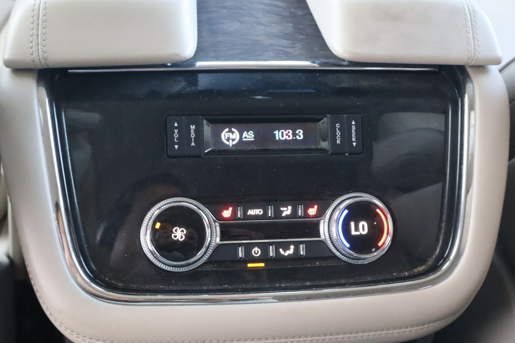 Used 2018 Lincoln Navigator L Select RWD image 33